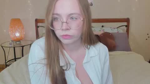 Snapshot of miya_soft chatting on March 2026 03:16:01 PM Miya online show from March 2026 03:16:01 PM