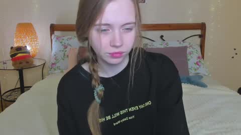 Snapshot of miya_soft chatting on April 2026 12:41:01 AM Miya online show from April 2026 12:41:01 AM