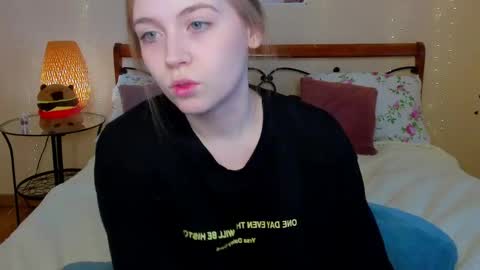 Snapshot of miya_soft chatting on April 2026 01:41:01 AM Miya online show from April 2026 01:41:01 AM