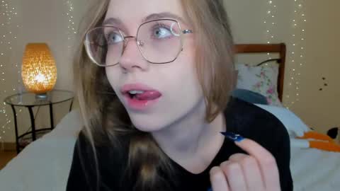 Snapshot of miya_soft chatting on May 2026 01:34:02 AM Miya online show from May 2026 01:34:02 AM