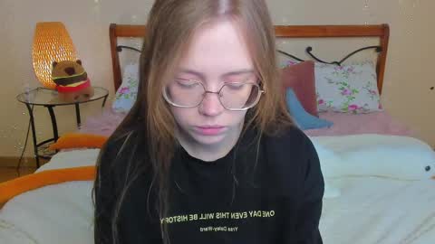 Snapshot of miya_soft chatting on May 2026 01:33:02 AM Miya online show from May 2026 01:33:02 AM
