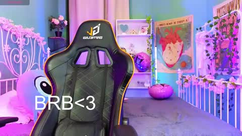 Snapshot of mizukinoyoru chatting on February 2025 12:05:01 AM Mizuki online show from February 2025 12:05:01 AM