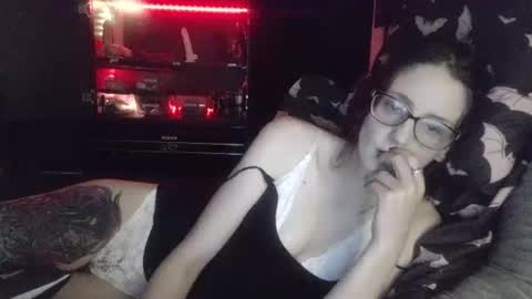 Mizz Bonez online show from April 2026 12:27:01 AM