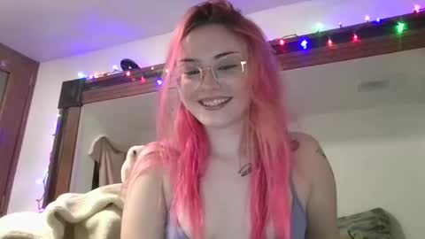 mjandkt online show from December 2025 05:13:01 AM