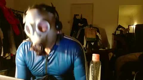 Snapshot of mk_biker chatting on April 2026 04:48:01 AM mk_biker online show from April 2026 04:48:01 AM
