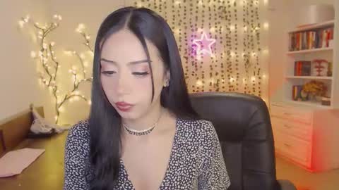 Snapshot of mkultra_aliice chatting on December 2024 01:13:02 AM Alice online show from December 2024 01:13:02 AM