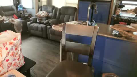 mmmthatsfunnn online show from February 2026 11:42:02 PM