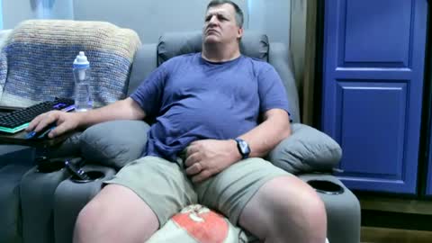 mmmthatsfunnn online show from July 2026 08:04:01 PM