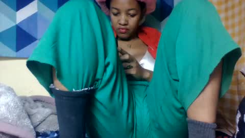 Snapshot of mmyriame chatting on July 2026 01:52:01 AM mmyriame online show from July 2026 01:52:01 AM