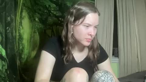 Snapshot of mo0n_goddess chatting on February 2026 03:56:01 AM Misty online show from February 2026 03:56:01 AM