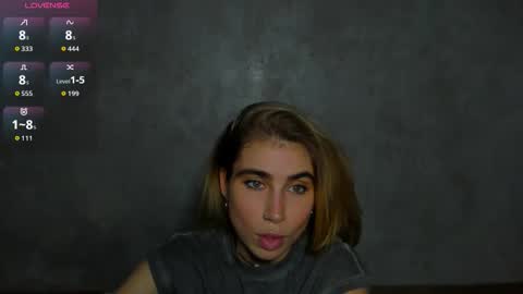 Snapshot of moanamo chatting on March 2026 02:49:02 PM Princess Moana online show from March 2026 02:49:02 PM
