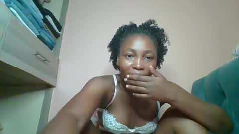 Snapshot of mochakei chatting on March 2026 05:04:02 AM mochakei online show from March 2026 05:04:02 AM