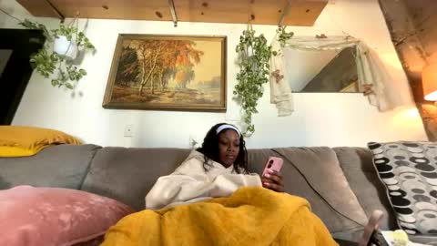 Snapshot of mochamimi chatting on April 2026 05:11:01 PM Mocha BDAY JAN 13 online show from April 2026 05:11:01 PM