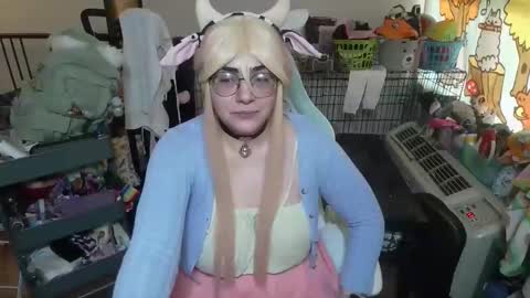 Snapshot of mochi_rainbow chatting on March 2026 07:57:01 PM The Mochi Rainbow Variety Show online show from March 2026 07:57:01 PM