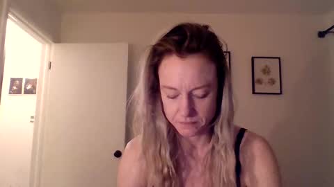 mockingbirds91 online show from March 2026 03:39:02 AM