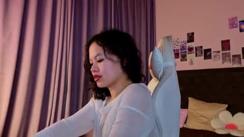 Snapshot of moco_choco chatting on April 2026 06:25:01 AM moco_choco online show from April 2026 06:25:01 AM