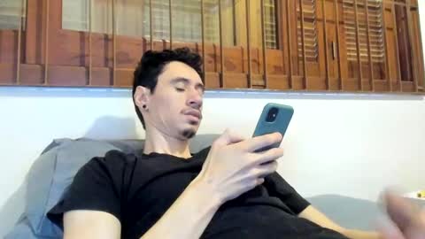 Snapshot of moderdelier chatting on December 2024 03:15:01 PM DigBreed online show from December 2024 03:15:01 PM