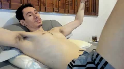 Snapshot of moderdelier chatting on February 2025 02:29:02 PM DigBreed online show from February 2025 02:29:02 PM