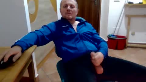 modesto1969 online show from November 2025 12:55:01 AM