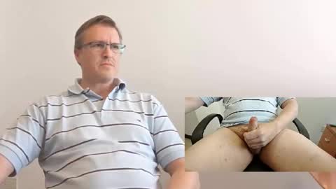 Moe online show from November 2025 07:01:02 PM