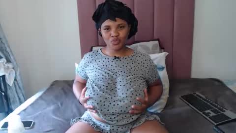 Mogheul Slay online show from February 2026 11:00:01 AM