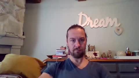 Julien online show from January 2025 02:03:01 PM