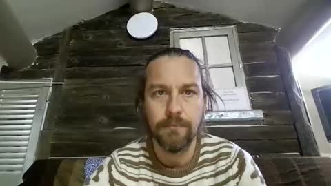 Julien online show from November 2025 09:19:02 AM