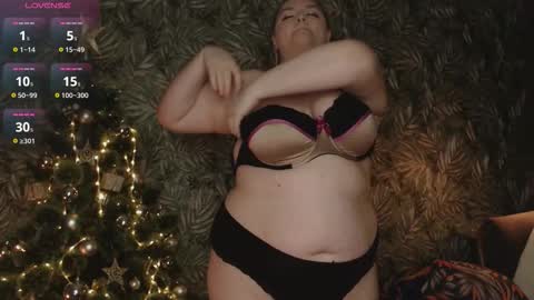 moisofi online show from December 2025 09:11:02 PM