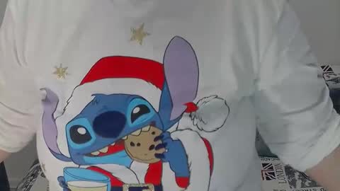 Snapshot of mojjo_erika chatting on November 2025 06:35:02 AM erika online show from November 2025 06:35:02 AM