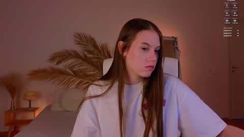 Molly online show from December 2024 12:38:01 AM