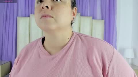 Hey Guys  Im Mollie online show from December 2024 12:16:01 PM