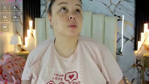 Hey Guys  Im Mollie online show from October 2025 12:16:01 PM