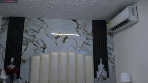 Hey Guys  Im Mollie online show from April 2026 12:01:01 PM