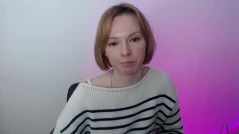 Snapshot of mollilove chatting on April 2026 08:56:01 AM mollilove online show from April 2026 08:56:01 AM