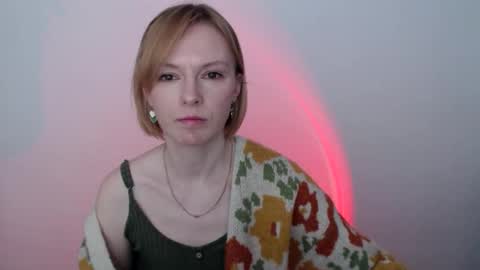 Snapshot of mollilove chatting on May 2026 06:43:02 AM mollilove online show from May 2026 06:43:02 AM