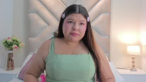 molly__evans_ online show from April 2026 07:33:02 PM