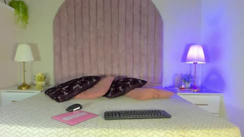 Molly Jackson online show from January 2025 12:13:01 PM