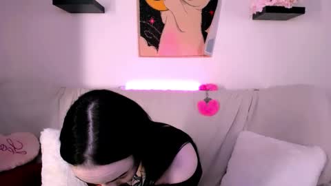 molly_kisss online show from October 2025 04:31:02 AM