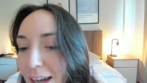   MOLLY   online show from January 2025 02:14:01 PM