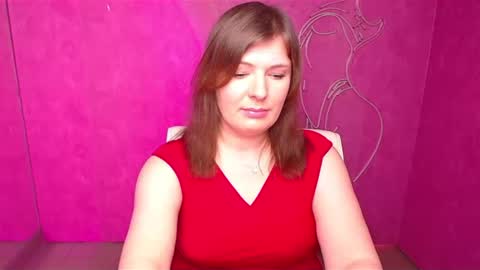 Molly online show from March 2025 07:06:02 PM