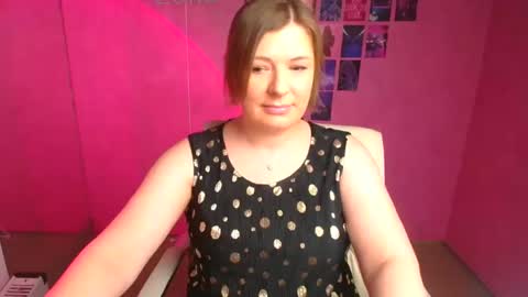 Molly online show from March 2026 01:06:01 PM