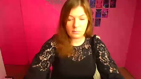 Snapshot of molly_mis chatting on April 2026 11:47:02 AM Molly online show from April 2026 11:47:02 AM