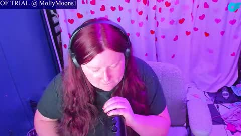 molly_moons online show from May 2026 10:44:02 AM