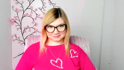 Molly online show from February 2026 02:13:01 PM