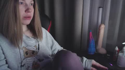 Snapshot of molly_royse chatting on February 2025 03:01:02 AM I have new photos come and see with love Molly online show from February 2025 03:01:02 AM