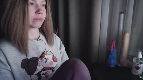 Snapshot of molly_royse chatting on February 2025 01:41:01 AM I have new photos come and see with love Molly online show from February 2025 01:41:01 AM