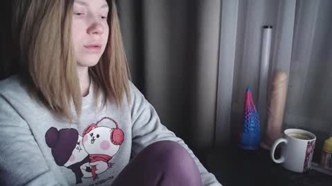 Snapshot of molly_royse chatting on March 2025 10:48:02 PM I have new photos come and see with love Molly online show from March 2025 10:48:02 PM
