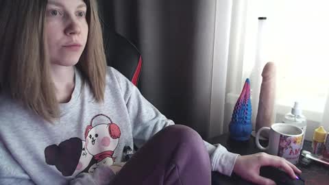 Snapshot of molly_royse chatting on March 2025 08:49:02 AM I have new photos come and see with love Molly online show from March 2025 08:49:02 AM