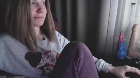 Snapshot of molly_royse chatting on March 2025 10:13:02 AM I have new photos come and see with love Molly online show from March 2025 10:13:02 AM