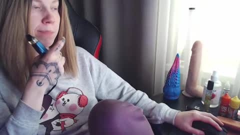 Snapshot of molly_royse chatting on March 2025 07:30:01 AM I have new photos come and see with love Molly online show from March 2025 07:30:01 AM